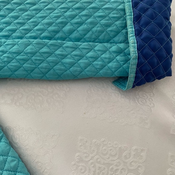 Quacker Factory women’s Aqua full zip Reinstone Detail quilted Jacket 100%silk L - Picture 8 of 8